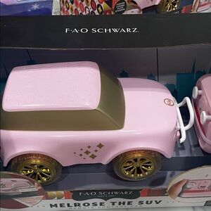 FAO Schwarz Pink and Gold Melrose SUV